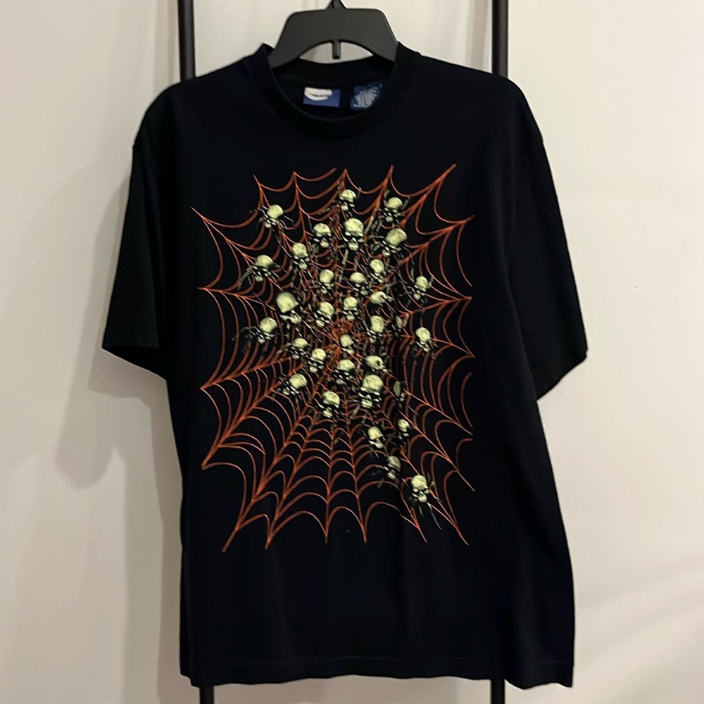 Vintage Skulls on Spiderweb Graphic AOP Short Sleeve T-shirt Black Men Size L